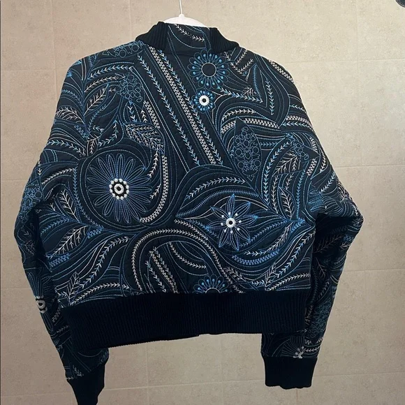 Floral Patterned Blue Jacket - Picture 2 of 5